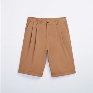 Wide-fit Suit Shorts. Size 32. NEVER WORN